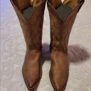 Nocona 11.5D MD2702 Narrow snip toe